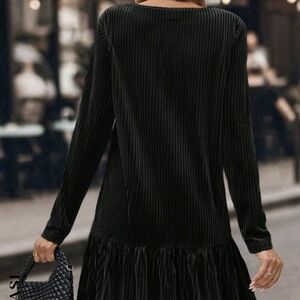 Elegant Black Velvet Dress